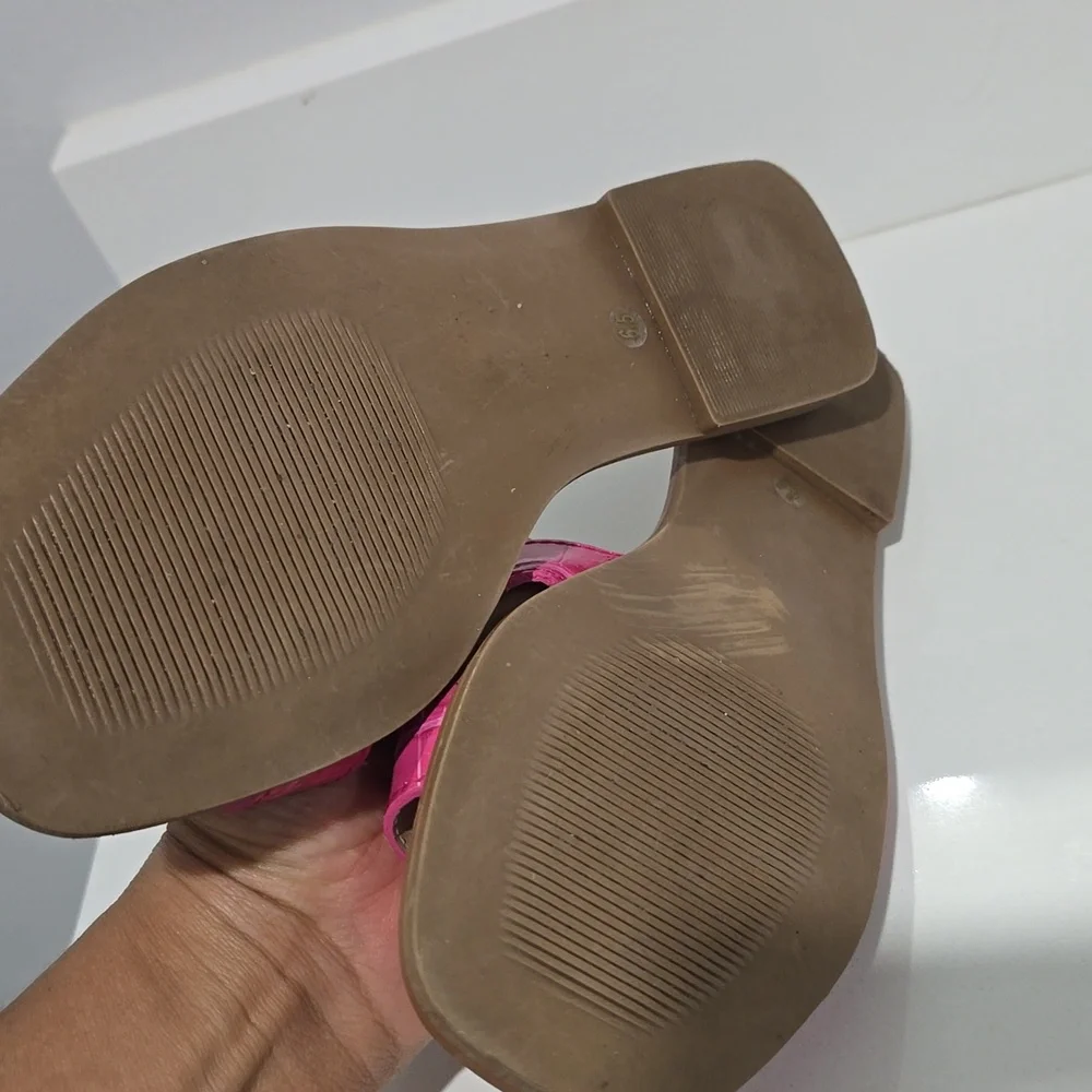 STEVEN NEW YORK Pink Croc-Embossed Slide Sandals - Picture 4 of 7